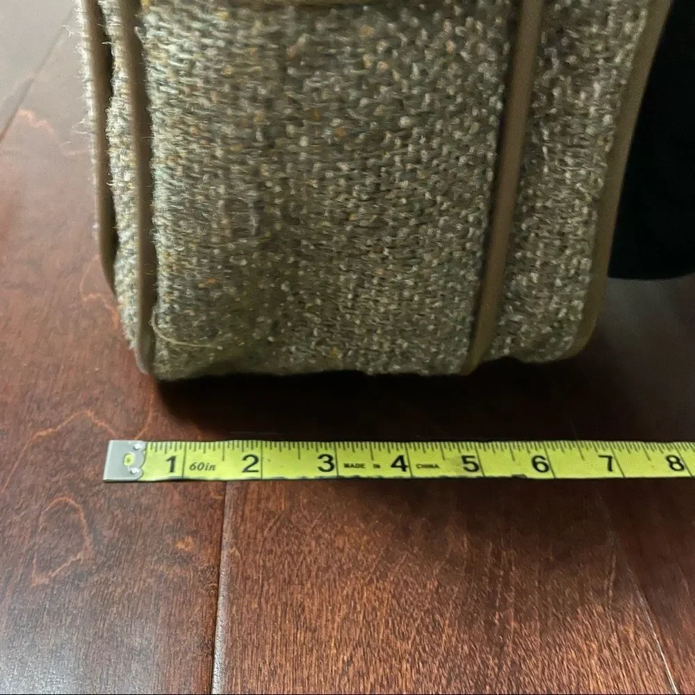 Vintage Jordache Tweed Beige Tan Weekend Carry On Overnight Bag